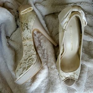 Chinese Laundry 8.5 Lace Cream Open Toe Heels